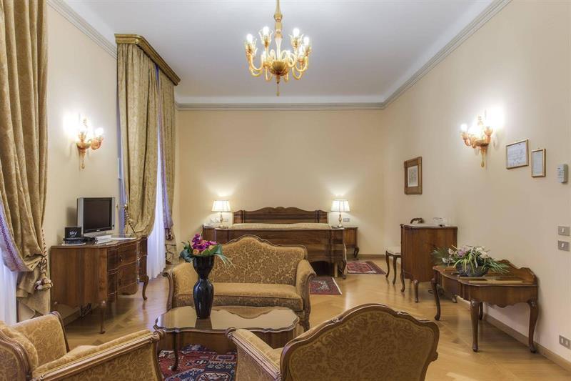 רצאטו Villa Fenaroli Palace Hotel מראה חיצוני תמונה